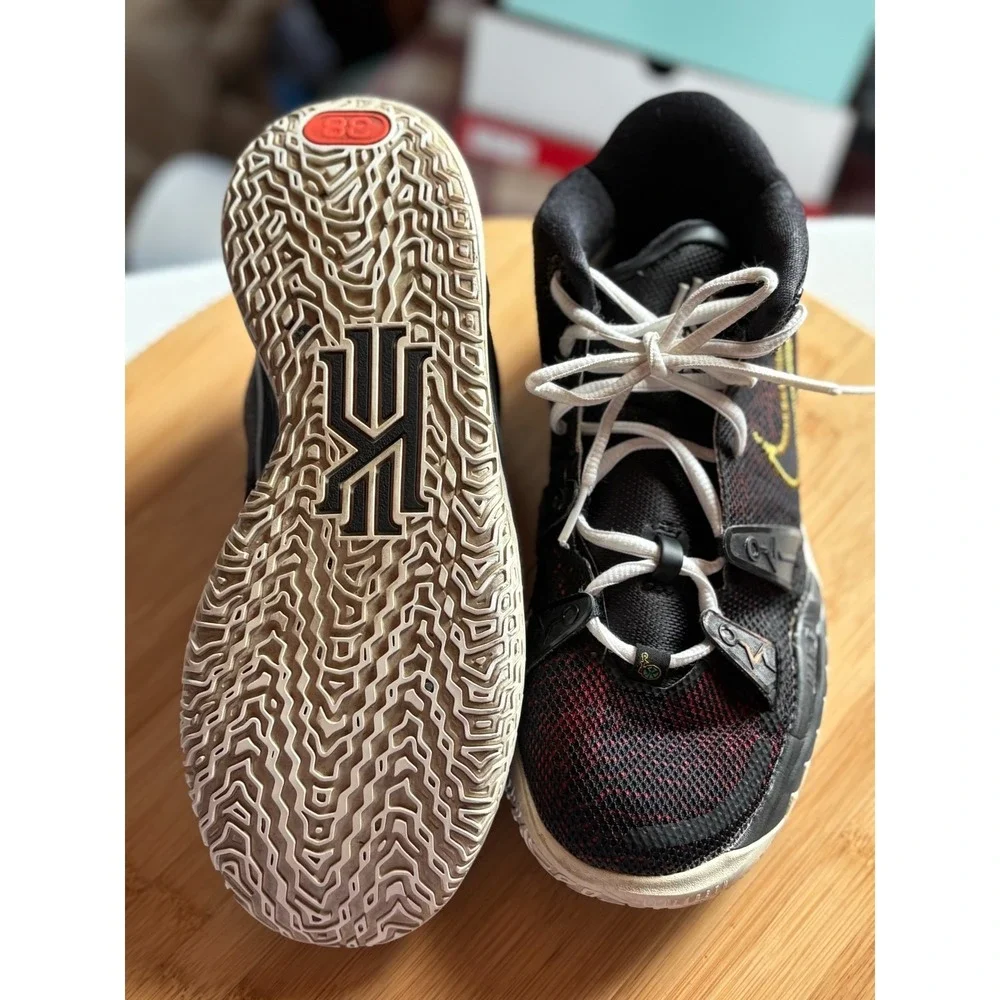 Nike Kyrie 7‎ Little Kids Basketball Shoes Black Yellow Sneakers